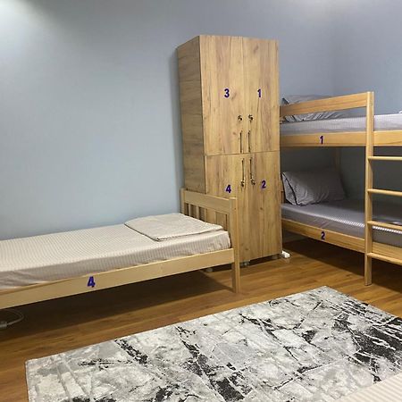 City Park Hostel 普里什蒂纳 外观 照片